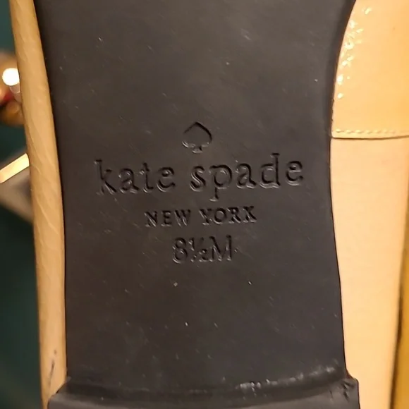 KATE SPADE patent leather Karen tuxedo cream loafers - Picture 8 of 9